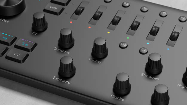 Loupedeck + | Loupedeck(ループデック) メディア編集用